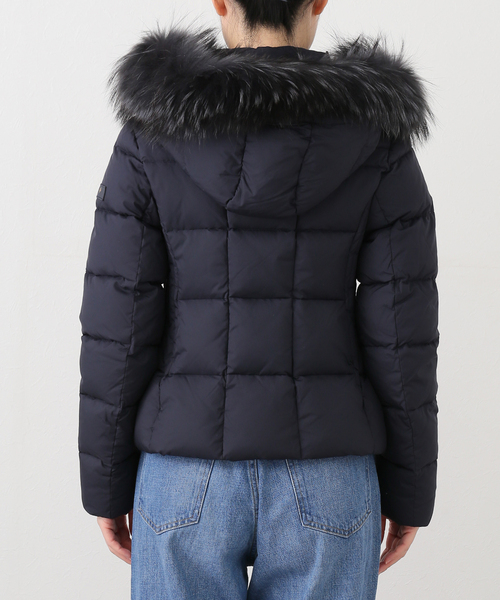 TATRAS CONCEPT STORE(タトラスコンセプトストア)の「【WEB+一部店舗限定】TATRAS / タトラス AVECI アヴェチ ダウンジャケット(ダウンジャケット/コート・レディース・ブラック/ベージュ/ネイビー・MEDIUM/LARGE)」の6枚目の写真