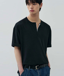 ALYSS（アリス）の「リブドレイヤードヘンリーネックハーフTシャツ[ブラック]（Tシャツ/カットソー）」