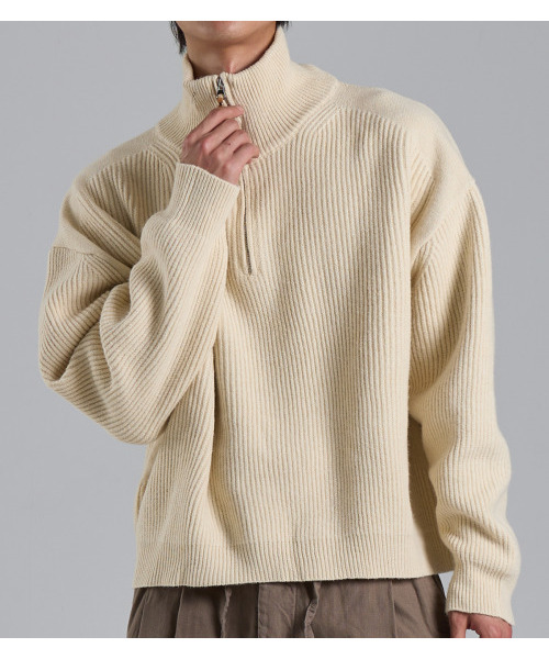 BUTTON SEOUL(ボタンソウル)の「ルーズフィットハーフジップハイネックニット(ライトベージュ)(ニット/セーター・メンズ・その他・MEDIUM/LARGE/X-LARGE)」の8枚目の写真