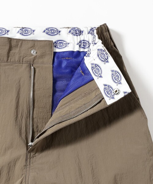Dickies(ディッキーズ)の「【別注】Dickies / 2wayパンツ(スラックス・レディース・カーキ/ブラック・1/0)」の8枚目の写真