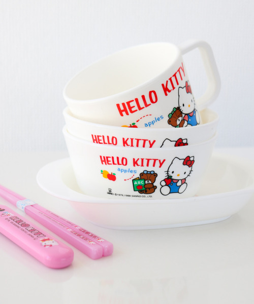 sanrio(サンリオ)の「〈SANRIO/サンリオ〉ハローキティ ベビーランチセット BG-280(ベビーギフト・レディース・レッド・ONE SIZE)」の9枚目の写真