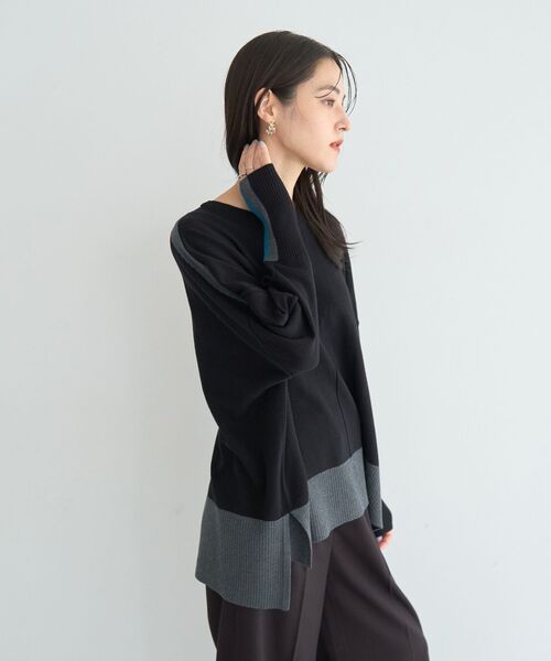 YECCA VECCA（イェッカヴェッカ）の「カラーブロッキングニット（ニット/セーター・レディース・チャコールグレー/ブラック/モカ・FREE）」の12枚目の写真