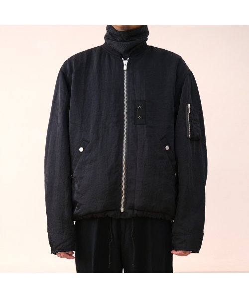 BONRROW(ボンロウ)の「Reversible Padded Flight JK_Bk(ブルゾン・メンズ・その他・MEDIUM/LARGE)」の1枚目の写真