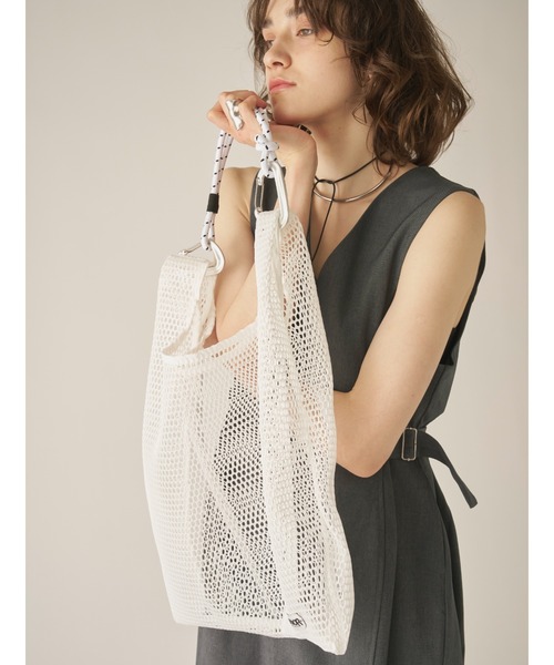 AIC.（エーアイシー）の「OUTDOOR Mesh Shopper[M]（トートバッグ・レディース・ホワイト/ブラック・FREE）」の9枚目の写真