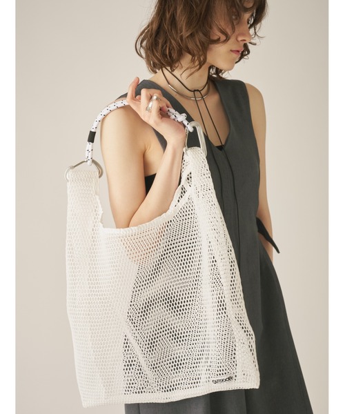 AIC.（エーアイシー）の「OUTDOOR Mesh Shopper[M]（トートバッグ・レディース・ホワイト/ブラック・FREE）」の5枚目の写真