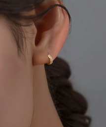 繊細ビジューのキャッチレスミニフープピアス