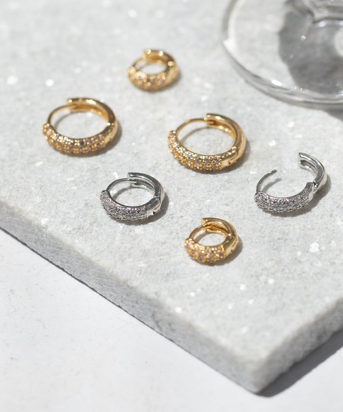 Cream dot.(クリームドット)の「繊細ビジューのキャッチレスミニフープピアス(ピアス(両耳用)・レディース・シルバー/ゴールド・#8/#6/#10)」の18枚目の写真