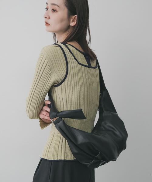 SENSE OF PLACE by URBAN RESEARCH(センスオブプレイスバイアーバンリサーチ)の「クロワッサンショルダーバッグ(ショルダーバッグ・レディース・ブラック/ベージュ/マスタード・ONE)」の7枚目の写真