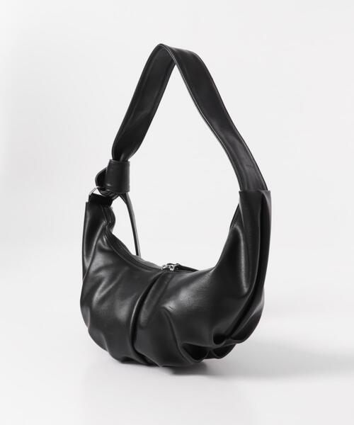 SENSE OF PLACE by URBAN RESEARCH(センスオブプレイスバイアーバンリサーチ)の「クロワッサンショルダーバッグ(ショルダーバッグ・レディース・ブラック/ベージュ/マスタード・ONE)」の12枚目の写真