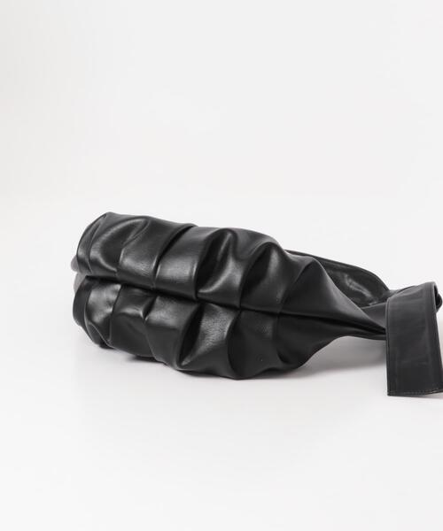 SENSE OF PLACE by URBAN RESEARCH(センスオブプレイスバイアーバンリサーチ)の「クロワッサンショルダーバッグ(ショルダーバッグ・レディース・ブラック/ベージュ/マスタード・ONE)」の13枚目の写真