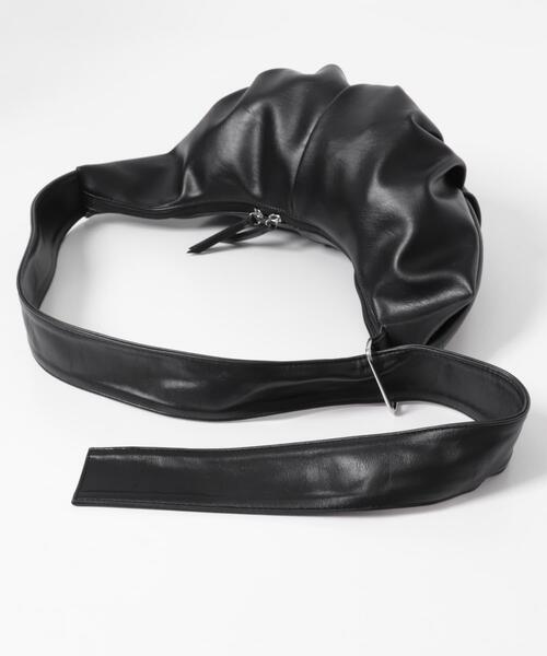 SENSE OF PLACE by URBAN RESEARCH(センスオブプレイスバイアーバンリサーチ)の「クロワッサンショルダーバッグ(ショルダーバッグ・レディース・ブラック/ベージュ/マスタード・ONE)」の14枚目の写真