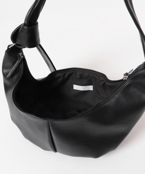 SENSE OF PLACE by URBAN RESEARCH(センスオブプレイスバイアーバンリサーチ)の「クロワッサンショルダーバッグ(ショルダーバッグ・レディース・ブラック/ベージュ/マスタード・ONE)」の15枚目の写真