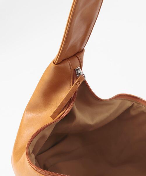 SENSE OF PLACE by URBAN RESEARCH(センスオブプレイスバイアーバンリサーチ)の「クロワッサンショルダーバッグ(ショルダーバッグ・レディース・ブラック/ベージュ/マスタード・ONE)」の22枚目の写真