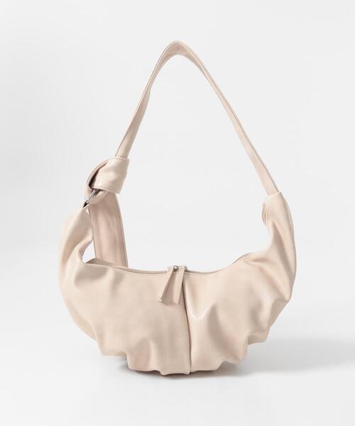 500ml収納可】クロワッサンショルダーバッグ /カジュアル/デイリー