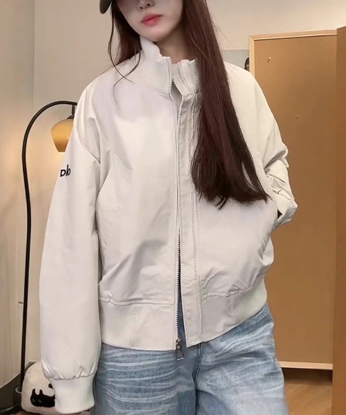 Flugge（フラッジー）の「スタンドカラーライトジャケット（その他アウター・レディース・ブラック/アイボリー・LARGE/MEDIUM）」の2枚目の写真