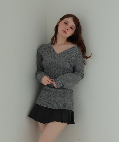 M DOLLY(エムドリー)の「cable lulea knit tops/ケーブルルレアニットトップス(ニット/セーター・レディース・ベージュ/ブラック/グレー・FREE)」の14枚目の写真