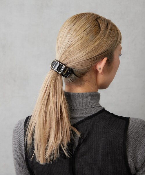 BIRTHDAY BAR(バースデイバー)の「スタッズ付き横バンス(バレッタ/ヘアクリップ・レディース・ブラウン/ベージュ/ブラック・0)」の5枚目の写真