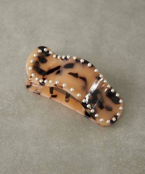 BIRTHDAY BAR(バースデイバー)の「スタッズ付き横バンス(バレッタ/ヘアクリップ・レディース・ブラウン/ベージュ/ブラック・0)」の21枚目の写真