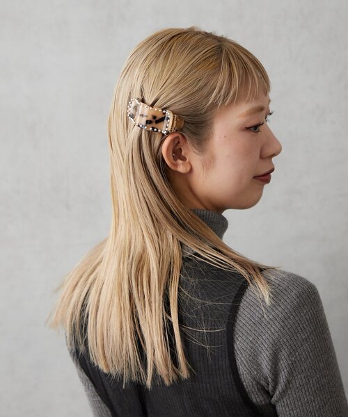 スタッズ付き横バンス（バレッタ/ヘアクリップ）｜BIRTHDAY BAR