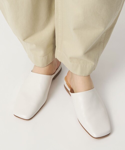 ODETTE E ODILE（オデットエオディール）の「コサージュミュール フラット10（スリッポン・レディース・オフホワイト/ブラック・22cm/22.5cm/23cm/23.5cm/24cm/24.5cm）」の15枚目の写真