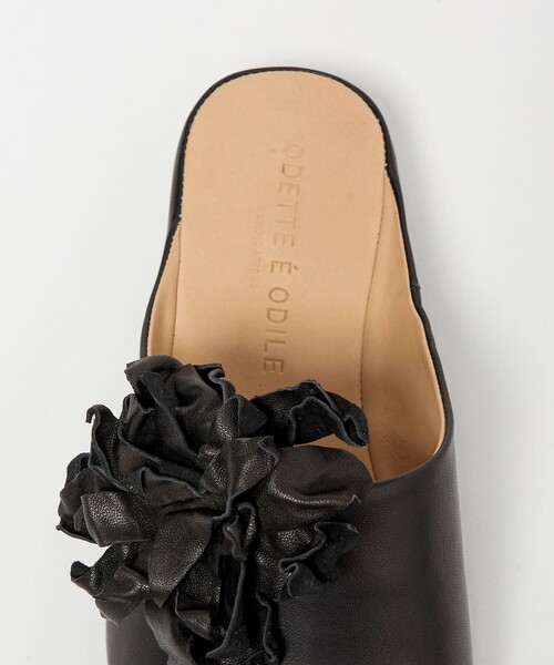 ODETTE E ODILE（オデットエオディール）の「コサージュミュール フラット10（スリッポン・レディース・オフホワイト/ブラック・22cm/22.5cm/23cm/23.5cm/24cm/24.5cm）」の10枚目の写真