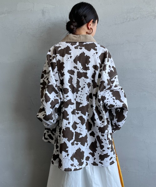 UNIVERSAL OVERALL（ユニバーサルオーバーオール）の「[UNIVERSAL OVERALL/ユニバーサルオーバーオール] 別注 コーデュロイ襟 カバーオールジャケット（カバーオール・レディース・ブラウン/アイボリー/チャコールグレー・M/L）」の6枚目の写真