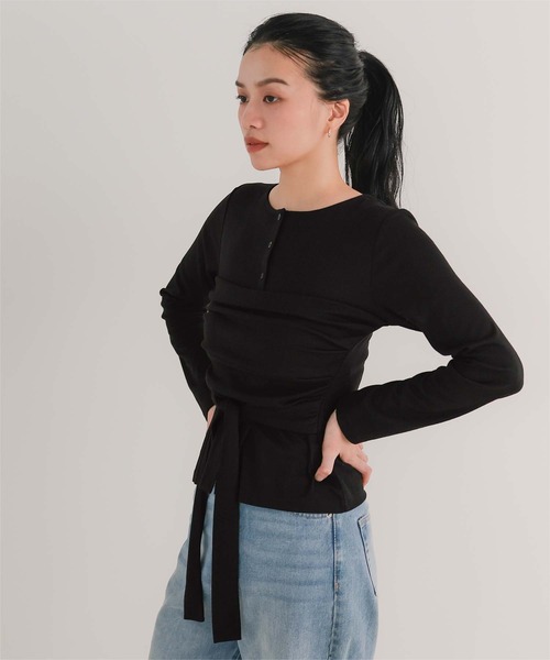 miette(ミエット)の「ビスチェレイヤードライクトップス(Tシャツ/カットソー・レディース・ベージュ/ブラック/チャコール・M/S/L)」の6枚目の写真