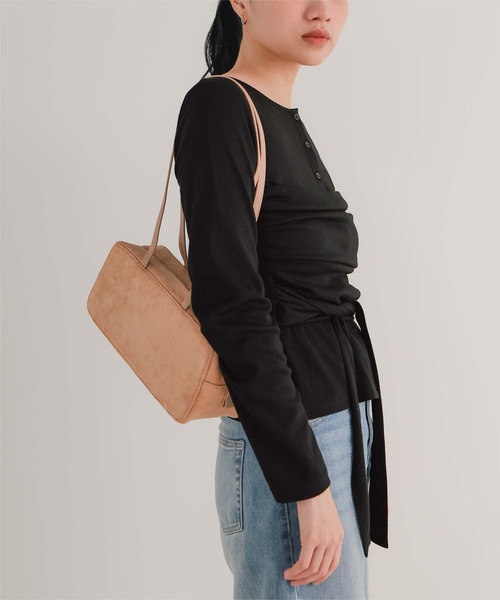 miette(ミエット)の「ビスチェレイヤードライクトップス(Tシャツ/カットソー・レディース・ベージュ/ブラック/チャコール・M/S/L)」の7枚目の写真