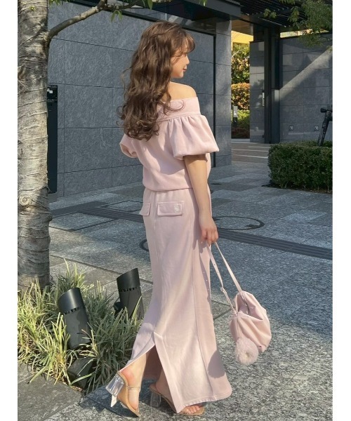 FRAY I.D（フレイアイディー）の「【FRAY I.D｜Champion】パフスリーブオフショルスウェット（スウェット・レディース・オフホワイト/ピンク/ネイビー・F）」の21枚目の写真