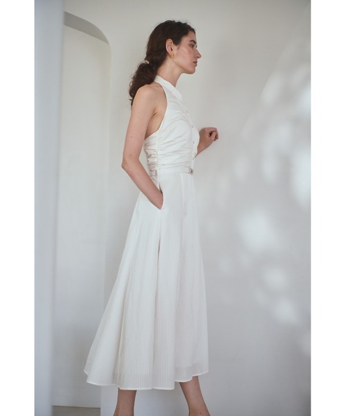 Estella.K(エステラケー)の「Delina Belted Dress ホルターシャツドレス(ワンピース・レディース・ホワイト系その他/ブルー系その他/ブラック系その他/ワイン系・FREE)」の9枚目の写真