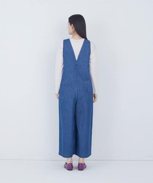 ADIEU TRISTESSE(アデュートリステス)の「ライトオンスデニムサロペット(サロペット/オーバーオール・レディース・ライトインディゴブルー/インディゴブルー・38)」の6枚目の写真