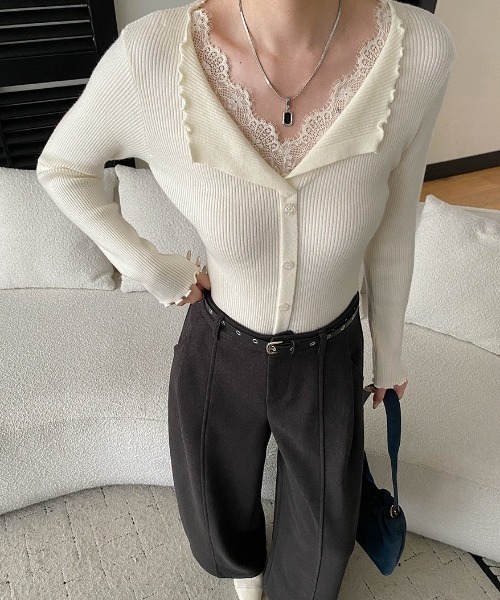 yuue' ( wear )（ユーイ）の「レース付きVネックメロウリブニットトップス（ニット/セーター・レディース・チャコールグレー/アイボリー/ブラック・FREE）」の5枚目の写真