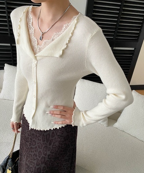 yuue' ( wear )（ユーイ）の「レース付きVネックメロウリブニットトップス（ニット/セーター・レディース・チャコールグレー/アイボリー/ブラック・FREE）」の7枚目の写真