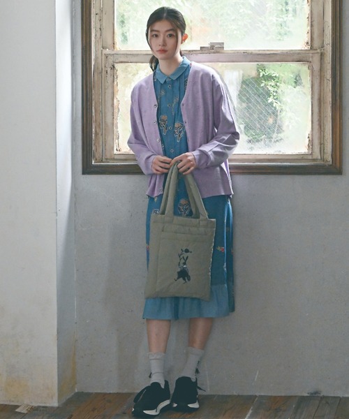 SUPER HAKKA（スーパーハッカ）の「SUPER　HAKKA×保坂優子　「このドレス」ジャカードソックス（ソックス/靴下・レディース・ベージュ/レッド/ブラック・FREE）」の4枚目の写真