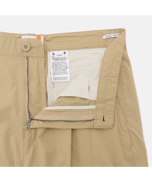 Timberland（ティンバーランド）の「ポプリン ワン プリーツ チノ パンツ メンズ（チノパンツ・メンズ・ベージュ・30inch/32inch/34inch/36inch/38inch）」の6枚目の写真