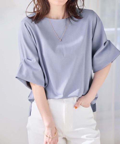 Viola e Viola(ヴィオラエヴィオラ)の「ちゃっかり細見え!デザイン袖トップス(Tシャツ/カットソー・レディース・グレイッシュブルー/ブラック/オリーブ/ホワイト/チャコール・LL/L/M)」の5枚目の写真