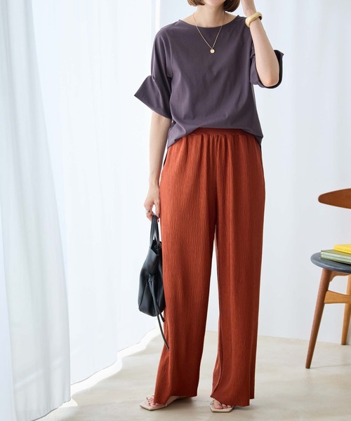 Viola e Viola(ヴィオラエヴィオラ)の「ちゃっかり細見え!デザイン袖トップス(Tシャツ/カットソー・レディース・グレイッシュブルー/ブラック/オリーブ/ホワイト/チャコール・LL/L/M)」の16枚目の写真