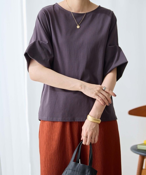 Viola e Viola(ヴィオラエヴィオラ)の「ちゃっかり細見え!デザイン袖トップス(Tシャツ/カットソー・レディース・グレイッシュブルー/ブラック/オリーブ/ホワイト/チャコール・LL/L/M)」の14枚目の写真