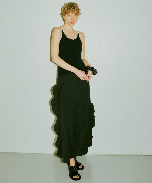 ADAM ET ROPE'（アダムエロペ）の「カバーヒールサンダル（サンダル・レディース・ベージュ/ブラック・23/23.5/24/24.5）」の4枚目の写真