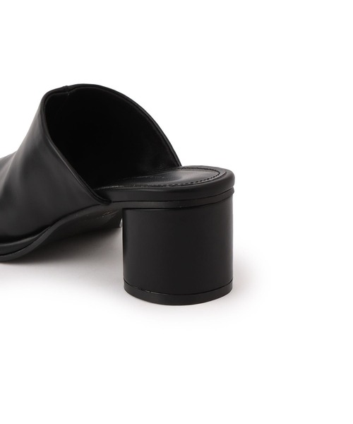 ADAM ET ROPE'（アダムエロペ）の「カバーヒールサンダル（サンダル・レディース・ベージュ/ブラック・23/23.5/24/24.5）」の19枚目の写真