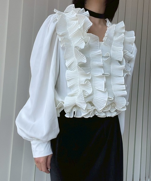 AMAIL(アマイル)の「Voluminous Frill Blouse(シャツ/ブラウス・レディース・ホワイト/ブラック・FREE)」の15枚目の写真