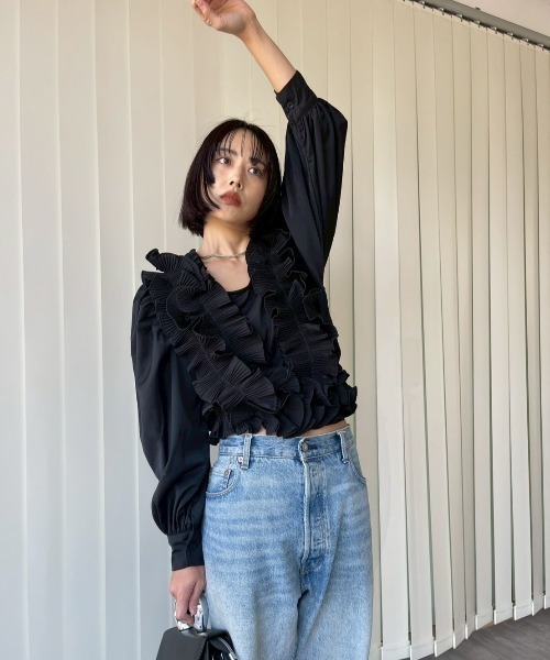 AMAIL(アマイル)の「Voluminous Frill Blouse(シャツ/ブラウス・レディース・ホワイト/ブラック・FREE)」の10枚目の写真