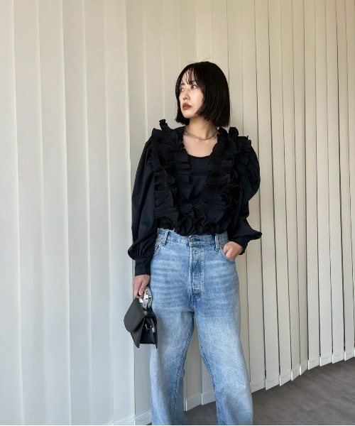 AMAIL(アマイル)の「Voluminous Frill Blouse(シャツ/ブラウス・レディース・ホワイト/ブラック・FREE)」の11枚目の写真