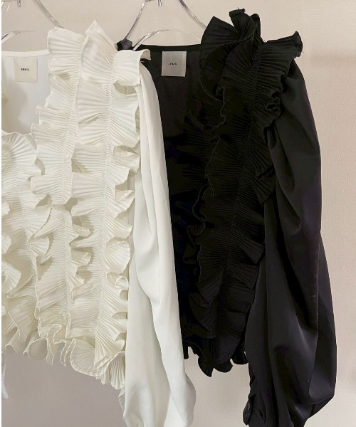 AMAIL(アマイル)の「Voluminous Frill Blouse(シャツ/ブラウス・レディース・ホワイト/ブラック・FREE)」の18枚目の写真