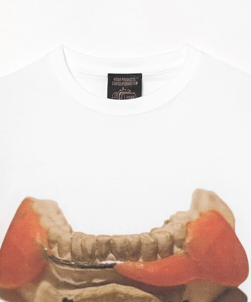 BEAMS T（ビームスティー）の「HOAX PRODUCTS / BRANDO Tee（Tシャツ/カットソー・メンズ・ホワイト・XL/L/M）」の3枚目の写真