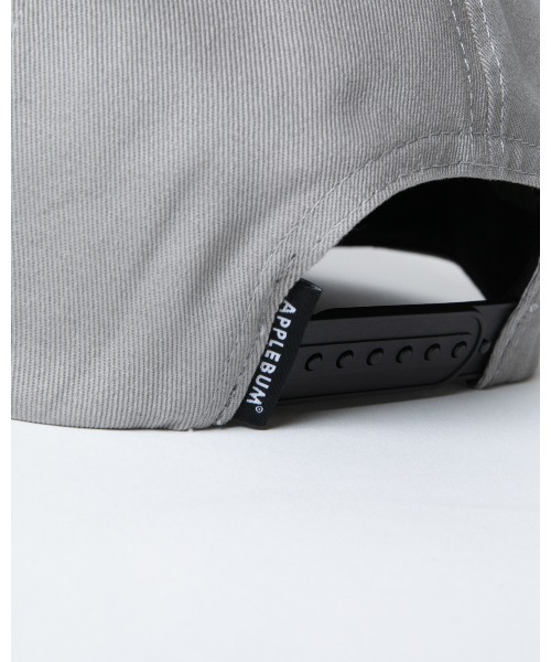 APPLEBUM(アップルバム)の「“Old English Logo” 5 Panel Cap(キャップ・メンズ・ブラック/グレー・ONE SIZE)」の16枚目の写真