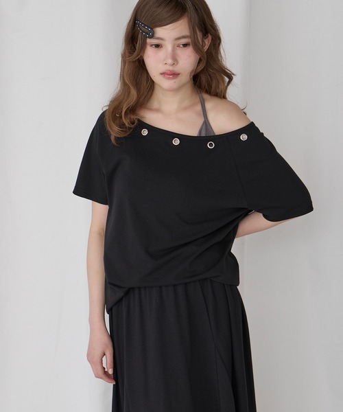 Unblend（アンブレンド）の「【Unblend】2Way ボートネック/ワンショルダー ハトメラグランスリーブ半袖Tシャツ〈セットアップ対応〉（Tシャツ/カットソー・レディース・杢グレー/オフホワイト/ホワイト系/ブラック・FREE）」の3枚目の写真