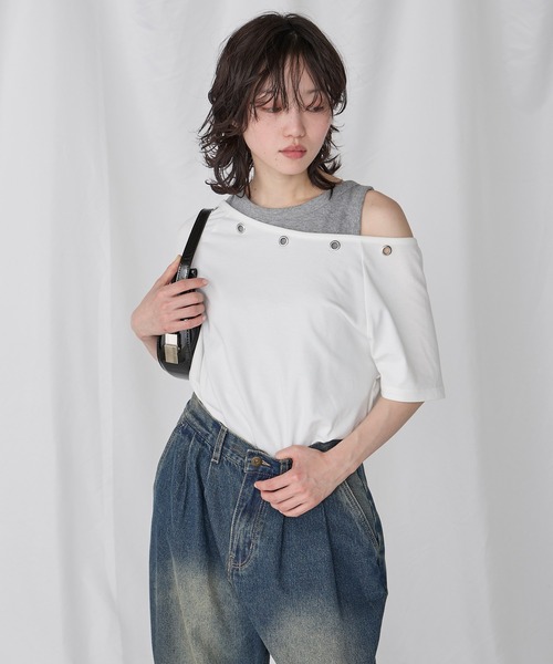 Unblend（アンブレンド）の「【Unblend】2Way ボートネック/ワンショルダー ハトメラグランスリーブ半袖Tシャツ〈セットアップ対応〉（Tシャツ/カットソー・レディース・杢グレー/オフホワイト/ホワイト系/ブラック・FREE）」の10枚目の写真