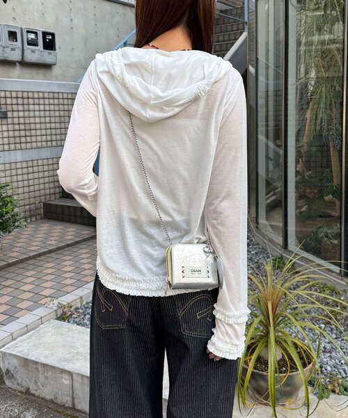 CIAOPANIC(チャオパニック)の「シアーフリルフーディートップス(Tシャツ/カットソー・レディース・チャコールグレー/イエロー/ホワイト・ONE SIZE)」の8枚目の写真