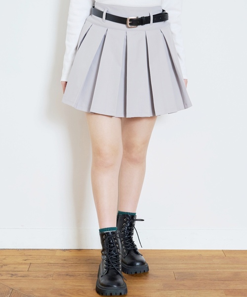 LOVETOXIC(ラブトキシック)の「【イージーケア】ベルトつきプリーツスカート(スカート・キッズ・グレー/ブラック/アイボリー/ベージュ・S:140cm/130cm/M:150cm/L:160cm)」の3枚目の写真